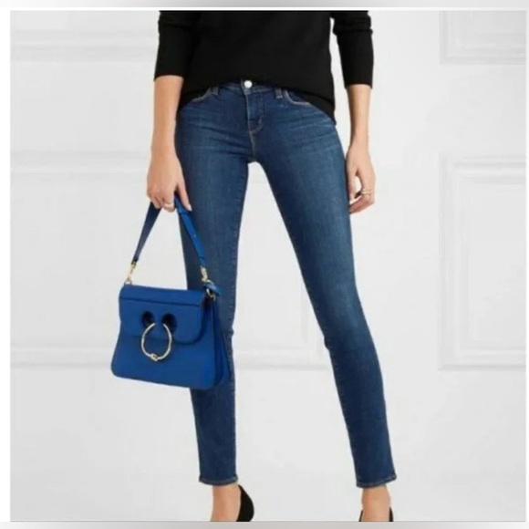 L'Agence Brigitte Skinny Mid Rise Jeans in Bay Dark Wash Size 28 - Picture 1 of 11